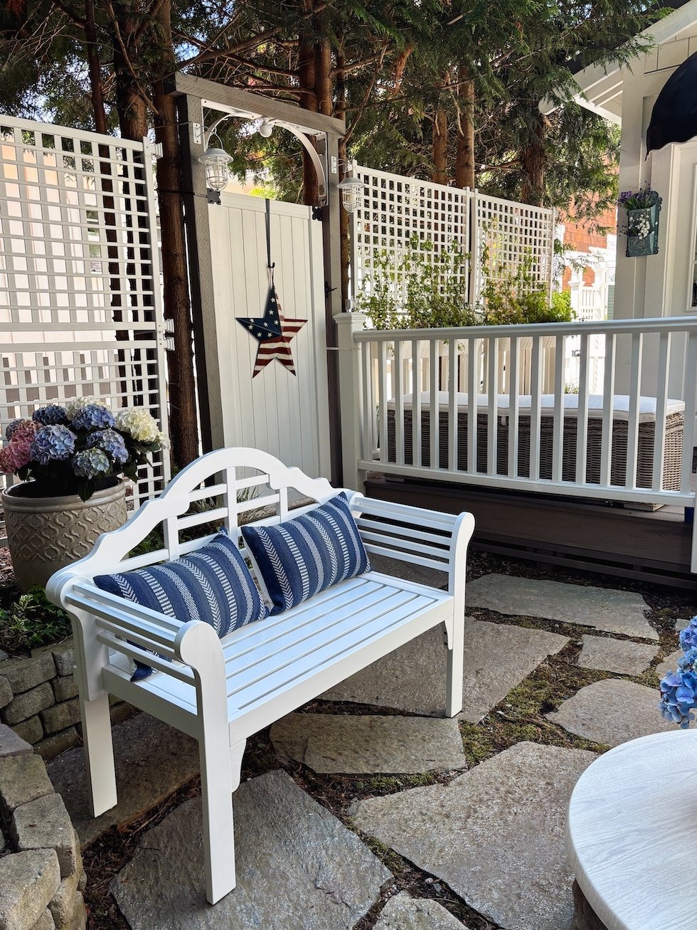 Bringing a Touch of English Charm to the Garden with a Lutyens Bench