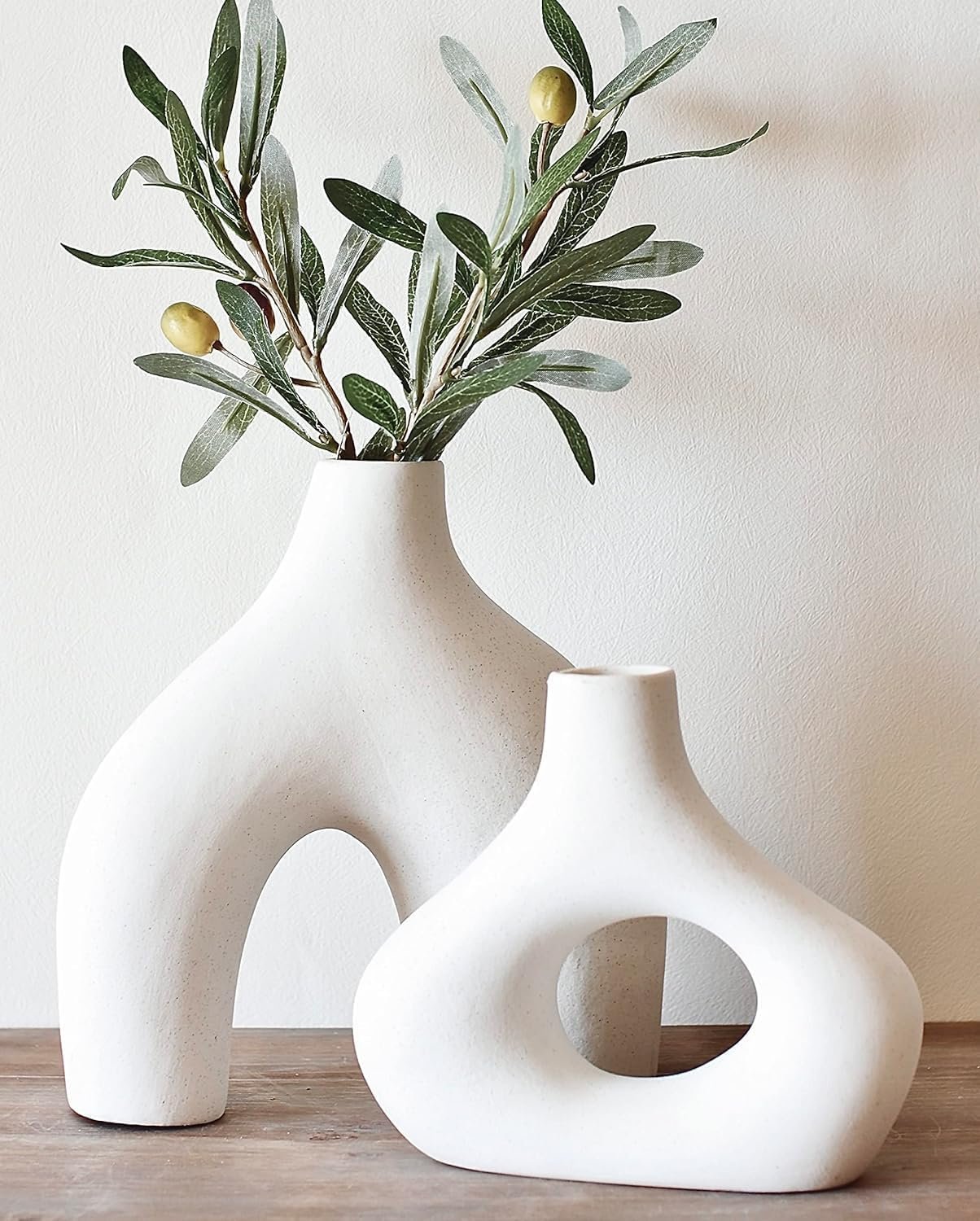 Carrot's Den Donut Vase, Set of 2 - White Large