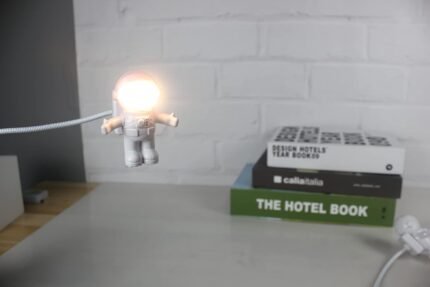 SOONDAR® Creative Spaceman Astronaut LED Flexible USB Light for Laptop PC Notebook