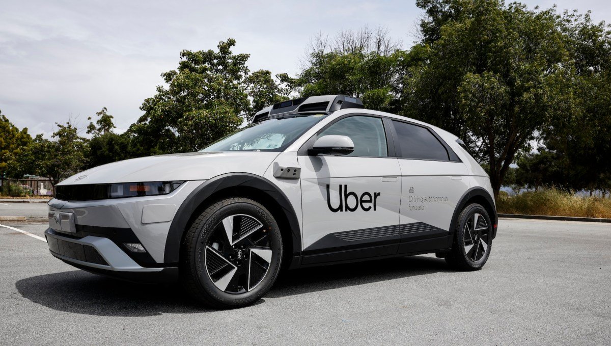 Uber to put 500 data-collection vehicles on the road this year