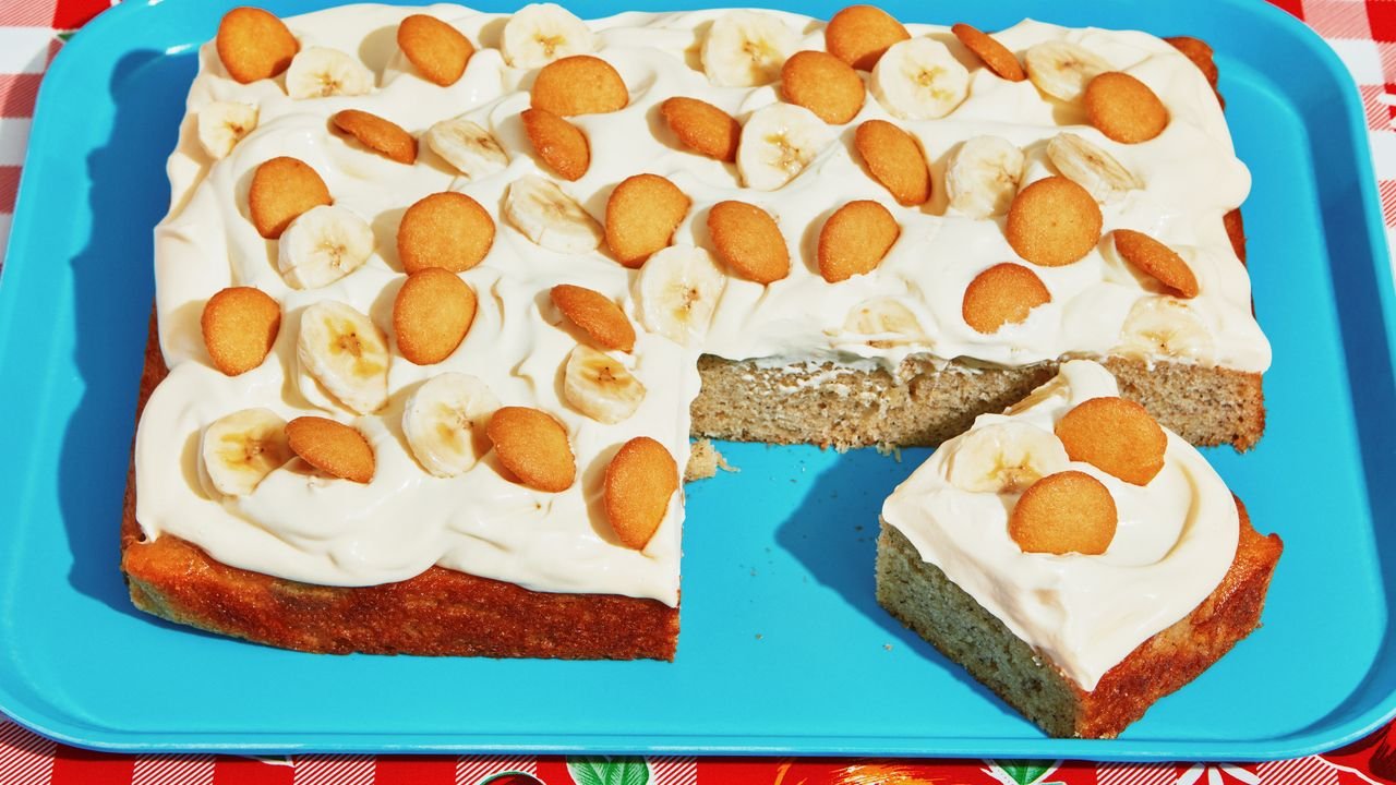 Banana Pudding Cake Recipe | Epicurious