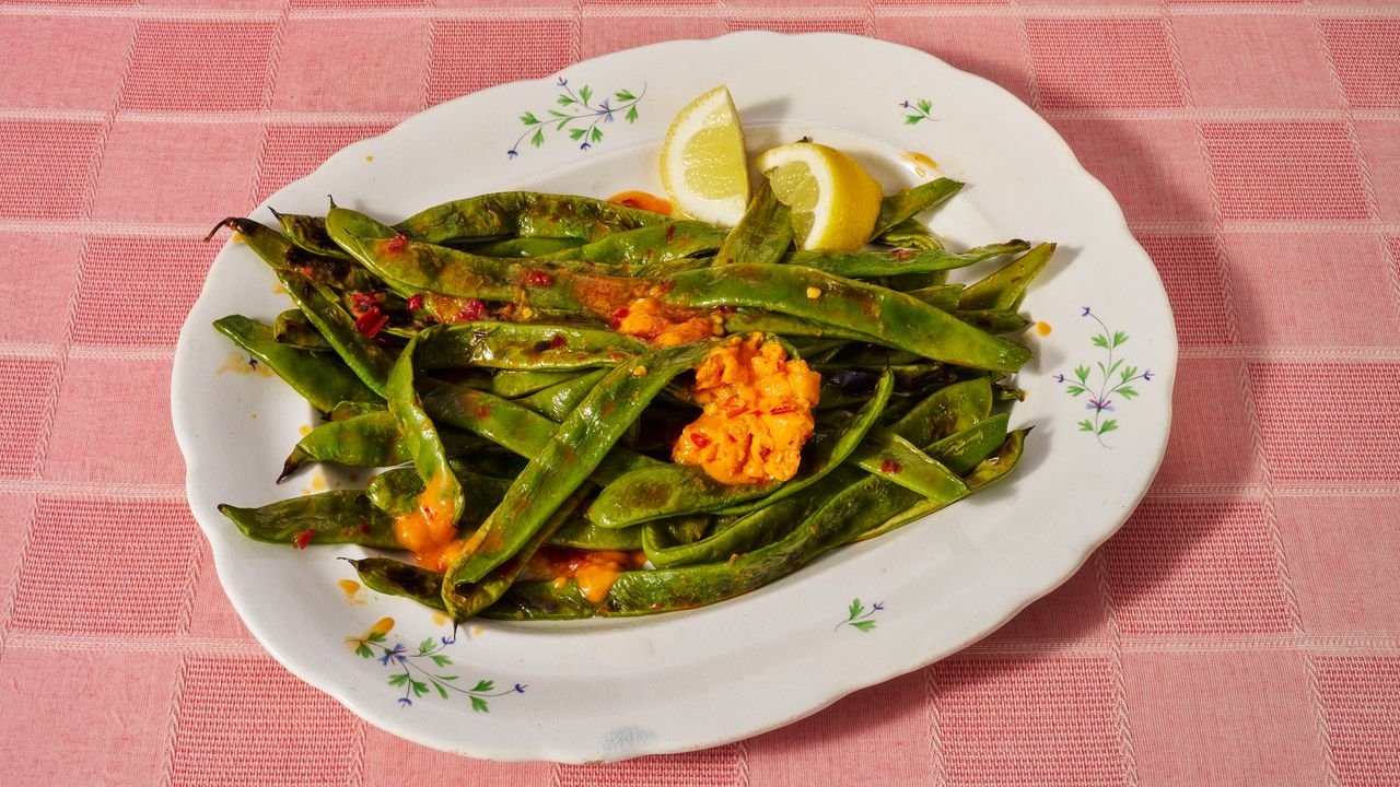 Blistered Romano Beans With Chile Butter Recipe