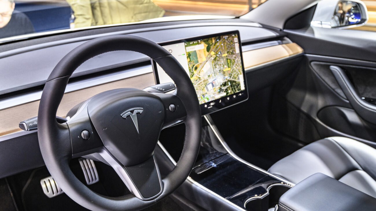 Tesla Driver Charged With Manslaughter For Texas Crash That Killed A Woman In Her Home