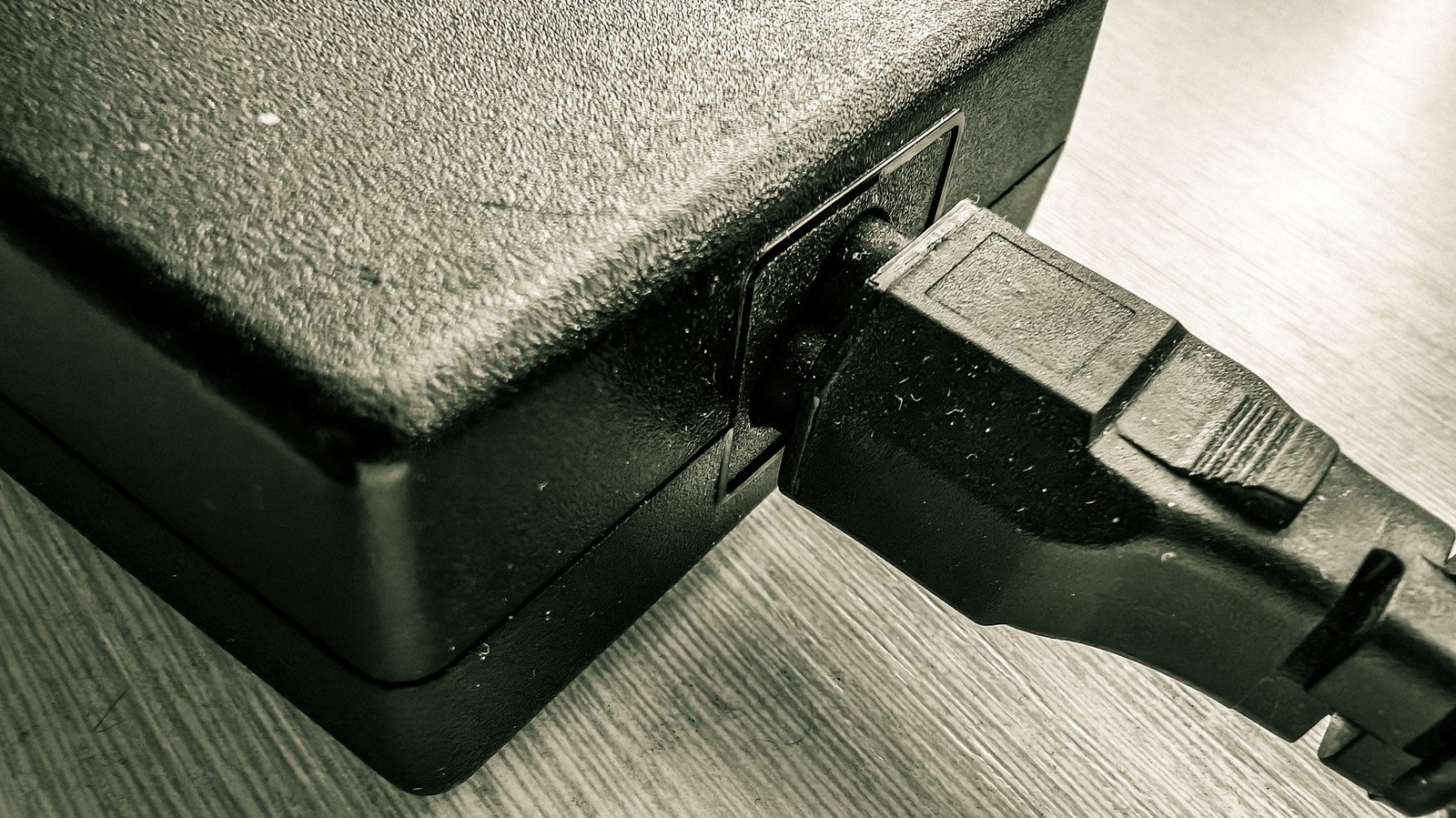 Why Bulky Laptop Chargers Are A Relic Of The Past