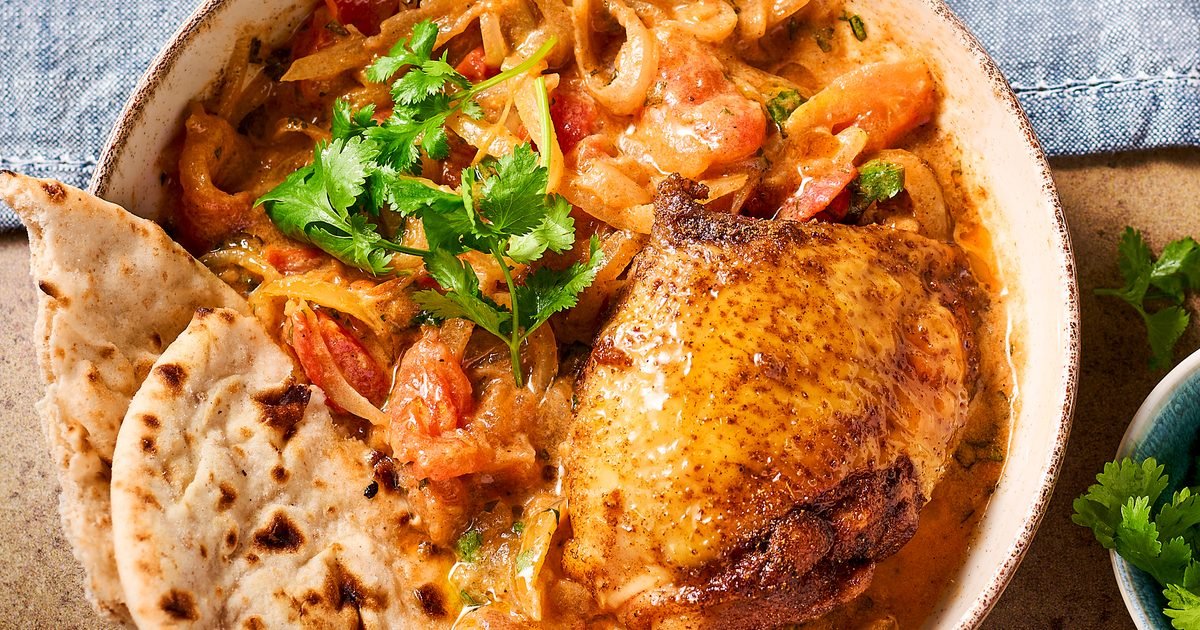Braised chicken with garam masala & tomatoes recipe
