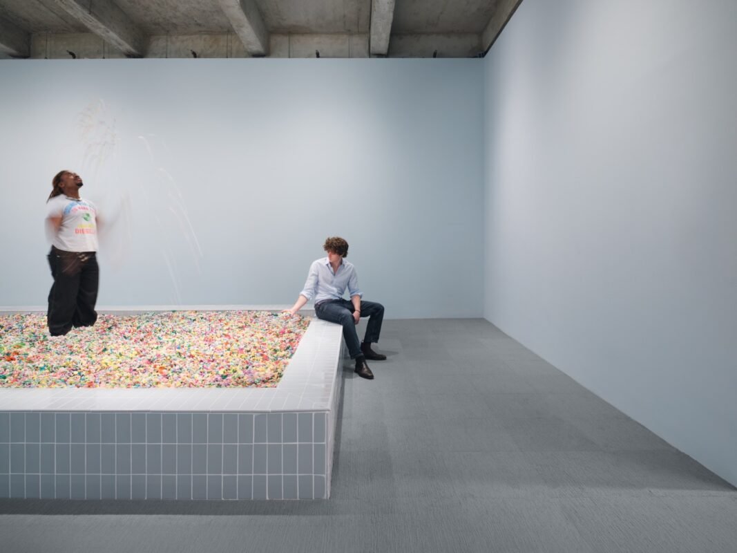 Cj Hendry’s Pastel Exhibition Fills Salon 94 With One Million Beads