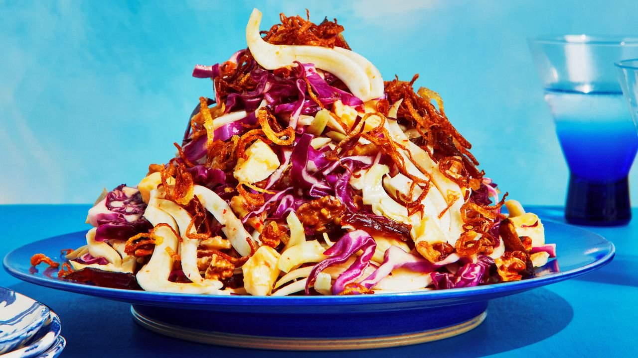 Crunchy Veg Salad With Dates and Fried Shallots Recipe