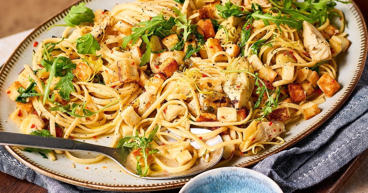 Halloumi, artichoke & rocket linguine recipe